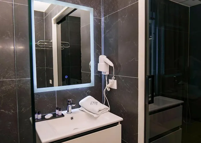 Villa313 Hotel 4*