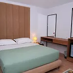 Villa313 4*
