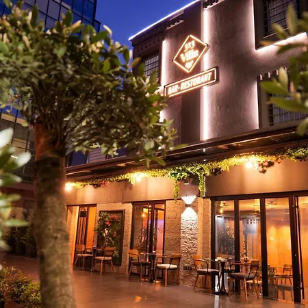 Hotel 313 3*