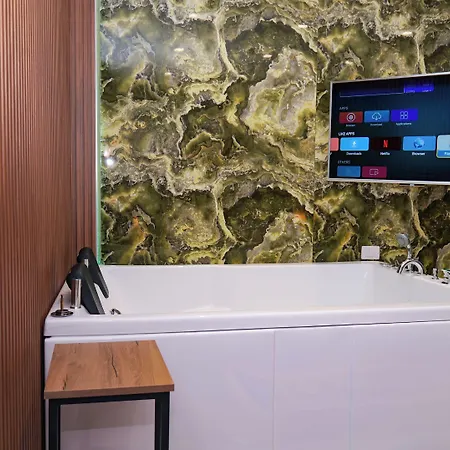 313 酒店 地拉那